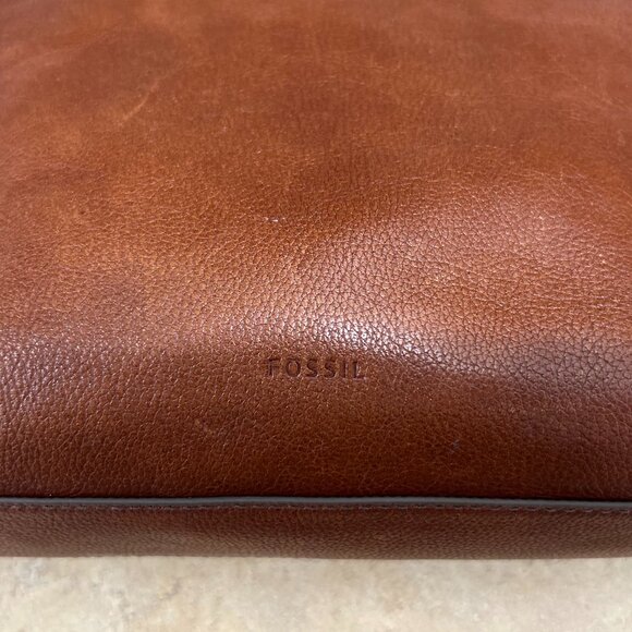 Fossil Leather Brown Crossbody Bag - Picture 3 of 8